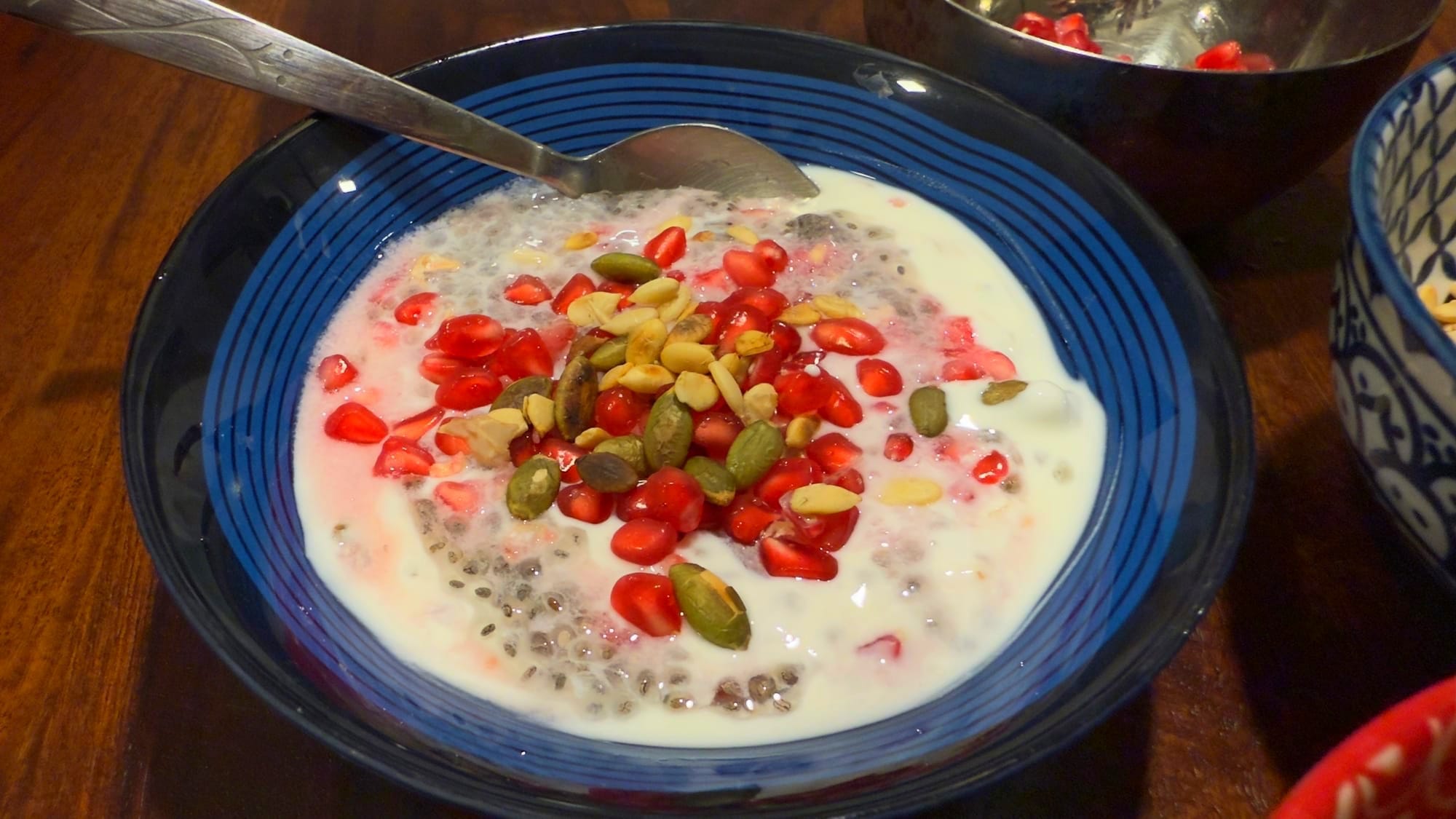 Greek yogurt smoothie bowl with chia, pomegranate, and seeds for weight loss and gut health