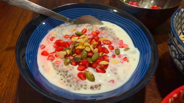 Greek yogurt smoothie bowl with chia, pomegranate, and seeds for weight loss and gut health